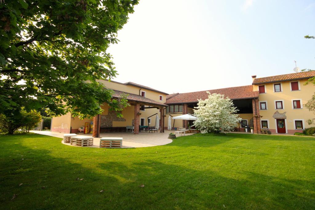 Agriturismo Borgo Tecla Rosà Dış mekan fotoğraf