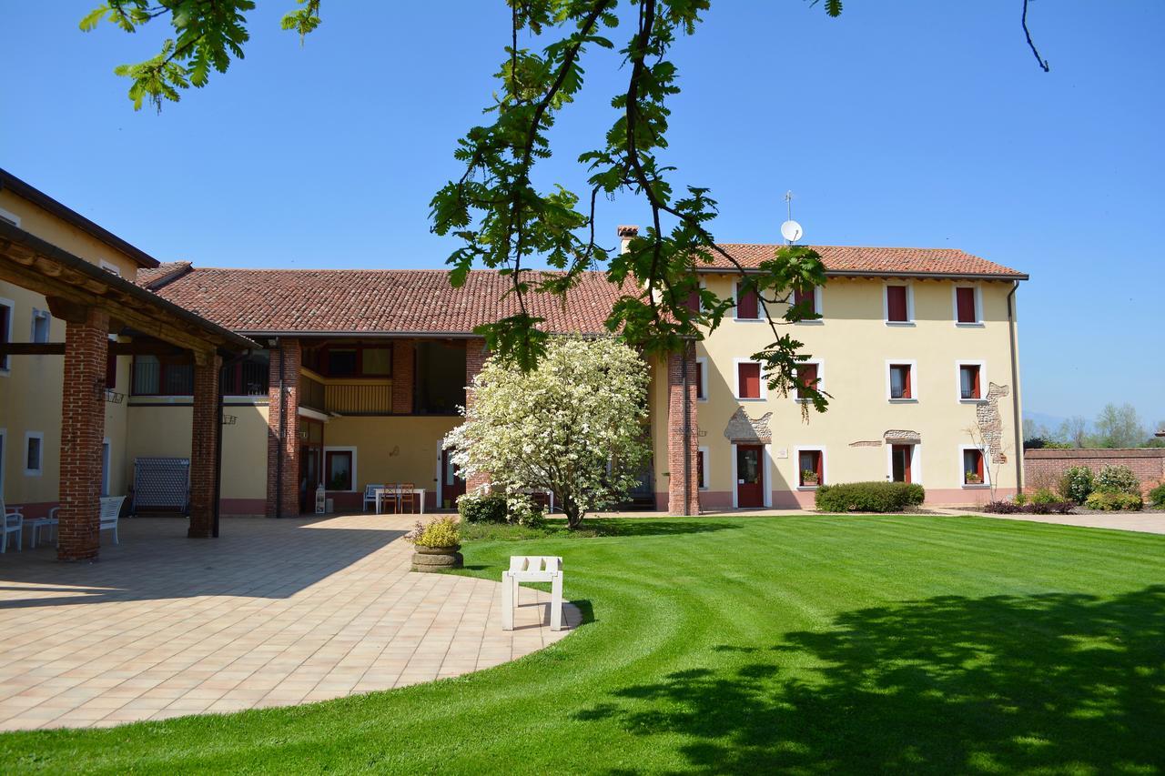 Agriturismo Borgo Tecla Rosà Dış mekan fotoğraf